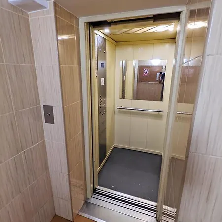 아파트 Comfortable And Quiet Flat In *